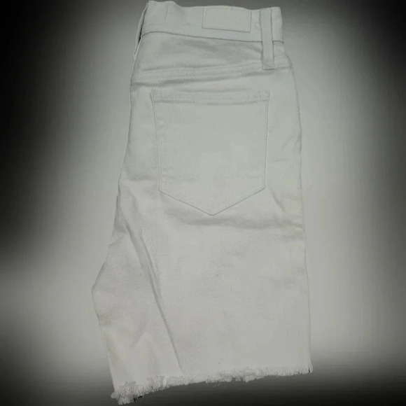Hollister Ultra High-Rise Denim Shorts - Size 26 white - Picture 8 of 15